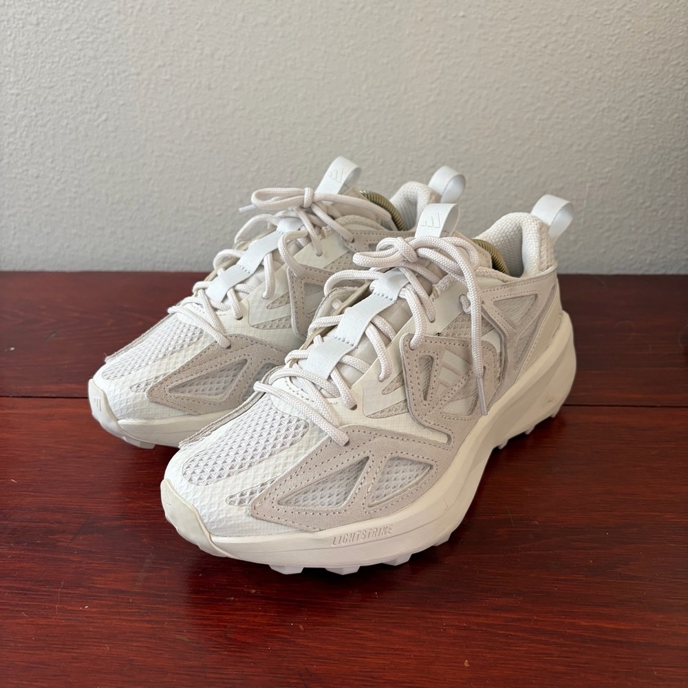 adidas Kentai Trail White/Cream Sample Sneakers size 7